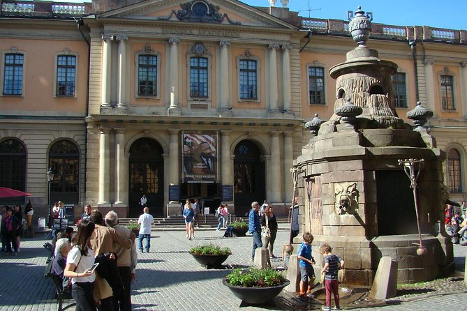 Stockholm Old Town and the Vasa Museum, a Small Group Walking Tour. - From Bernadotte kings to modern Sweden