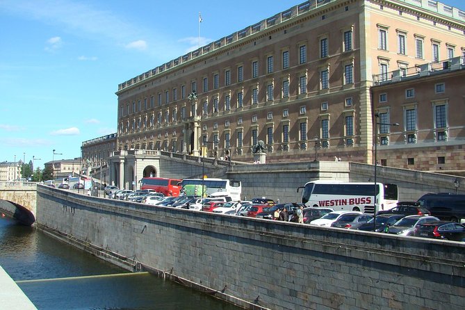 Stockholm Old Town and the Vasa Museum, a Small Group Walking Tour. - Guides who add more than a script