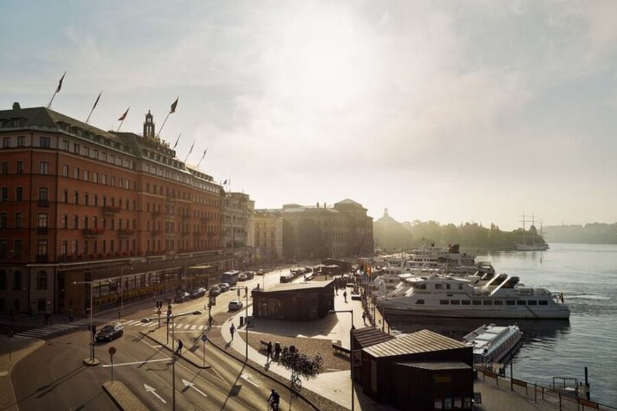 Stockholm: Private Custom Walking Tour With A Tour Guide - Why a private walk helps in Stockholm