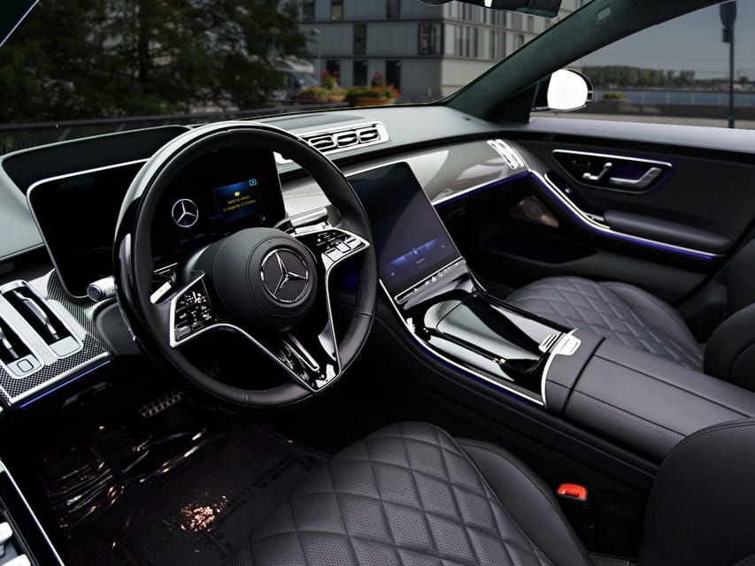 Stockholm- Private transfer to/from Arlanda Airport and city - Final recommendation: a calm start at a group-friendly price