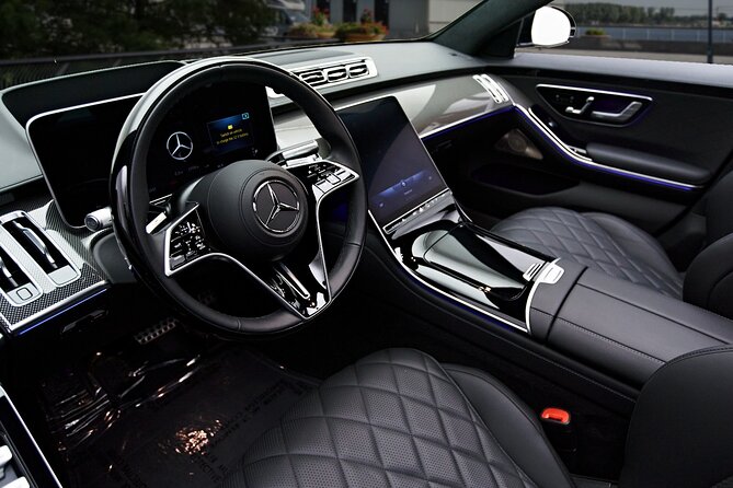 Stockholm- Private transfer to/from Arlanda Airport and city - Meeting your driver at Arlanda Airport