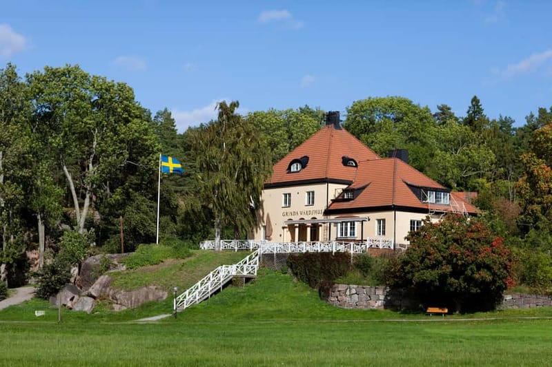 Stockholm: RIB Speed boat tour incl. island visit - Grinda, two hours in a nature reserve