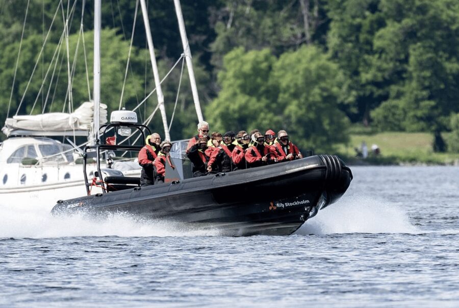 Stockholm: RIB Speed boat tour incl. island visit - Who should book this experience?