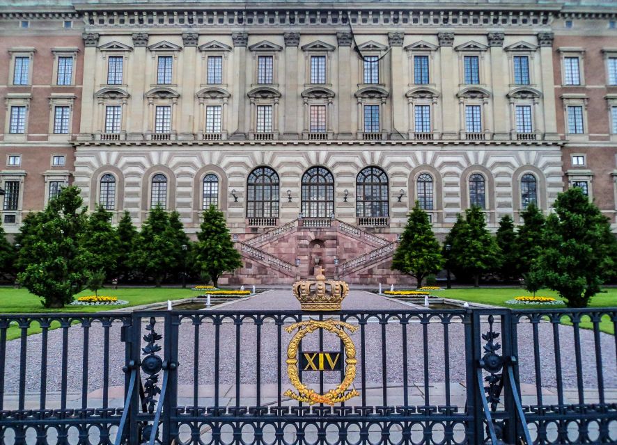 Stockholm Royal Palace Museums Gamla Stan Skip-the-line Tour - Practical details that affect your day
