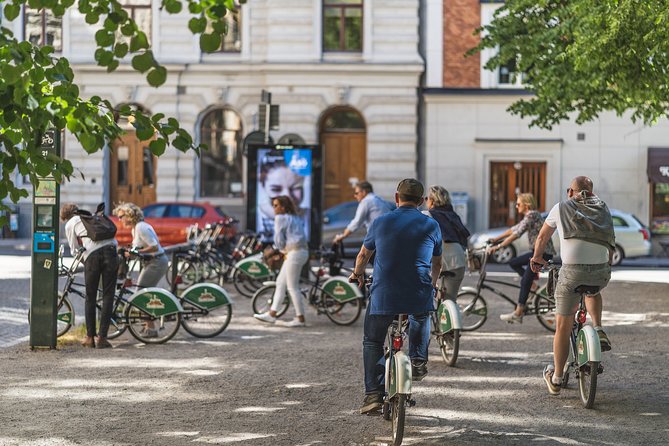 Stockholm’s Urban Treasures Private Bike Tour - The Royal Palace and the end of the ride