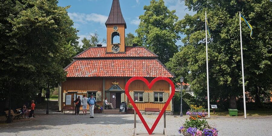 Stockholm: Sigtuna Guided Boat Tour with Optional Museum - Why Sigtuna makes a good day trip from Stockholm
