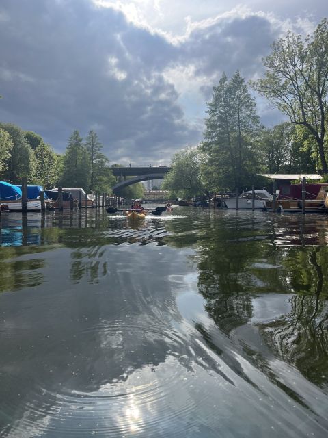Stockholm: Sunset Kayak Tour in the City + Swedish Fika - The second paddle as the light fades