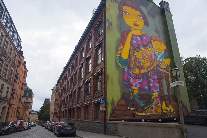 Stockholm Syndrome Private Walking Tour - Fika, old wooden houses, and Stockholm in books