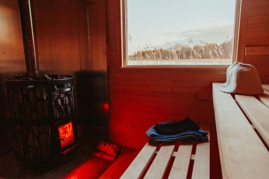 Stockholm: Traditional Sauna & Polar Plunge in Baltic Sea - The sauna session: heat, wood, and time to slow down