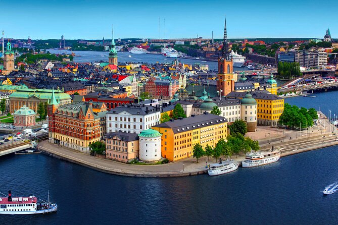 Stockholm Walking Tour with Audioguide on Your Smartphone - Riddarholmen’s towers, palaces, and royal graves