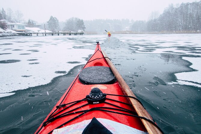 Stockholm: Winter Kayaking, Swedish Fika and hot Sauna Experience - Vaxholm Fortress and the route through the islands