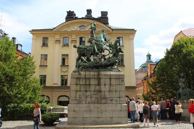 Walking Tour of Stockholm Old Town - Järnpojken, the small statue with a big reputation