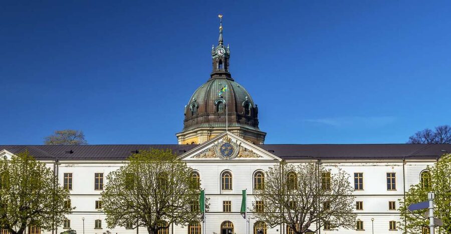 World War II Stockholm Old Town Walking Tour and Army Museum - Why Sweden’s neutrality makes this tour different